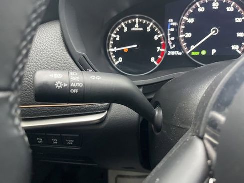 Certified 2025 MAZDA CX-90 3.3 Turbo w/ Preferred Package image 17