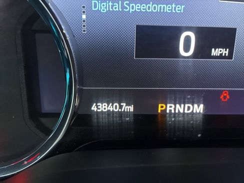 Used 2021 Ford F350 Lariat image 15