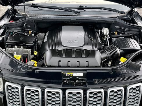 Used 2018 Jeep Grand Cherokee Summit AWD/4WD image 9