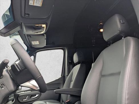 New 2025 Mercedes-Benz Sprinter 2500 image 14