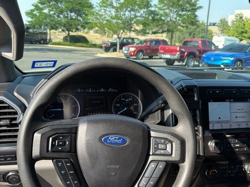 Used 2019 Ford F250 XLT w/ XLT Premium Package AWD/4WD image 7