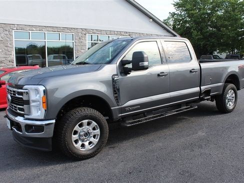 Used 2023 Ford F250 XLT w/ 360-Degree Camera Package AWD/4WD image 1