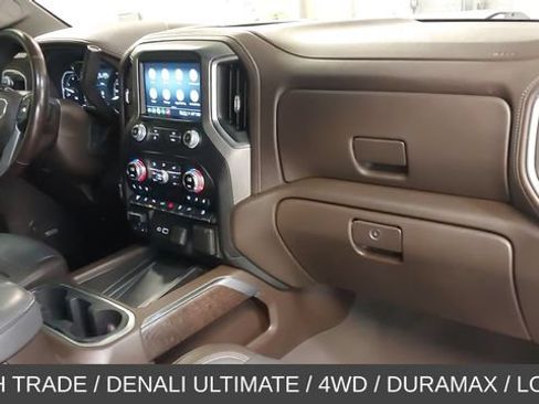 Used 2022 GMC Sierra 2500 Denali w/ Denali Ultimate Package AWD/4WD image 39
