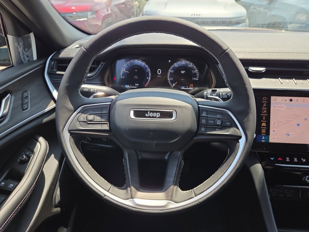 New 2026 Jeep Grand Cherokee Limited w/ Limited Altitude Package RWD image 11