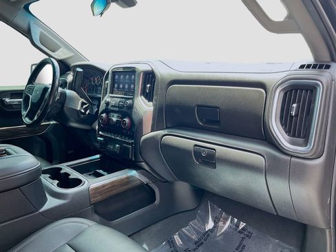 Used 2021 Chevrolet Silverado 1500 LT Trail Boss w/ LT Trail Boss Premium Package AWD/4WD image 32