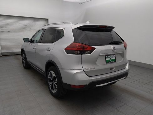 Used 2018 Nissan Rogue SL image 5