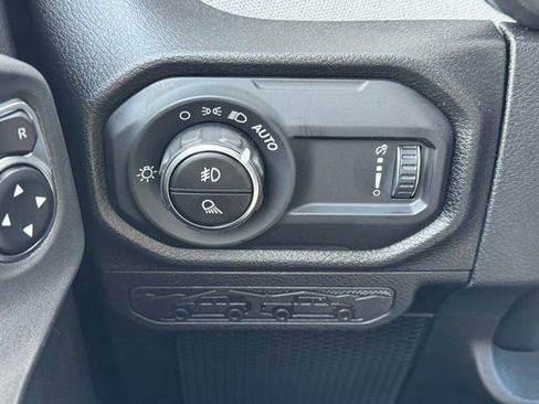 New 2026 Jeep Gladiator Sport image 32