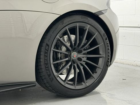 Used 2017 McLaren 570S RWD image 82