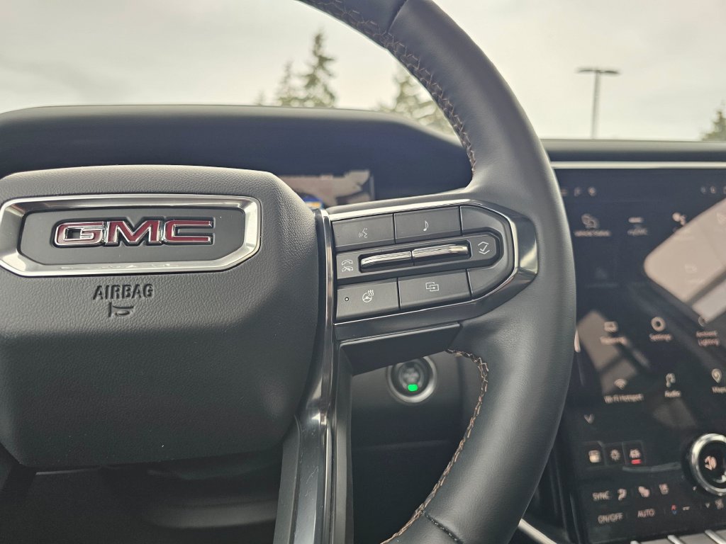 Used 2024 GMC Acadia AT4 w/ Luxury Package AWD/4WD image 35