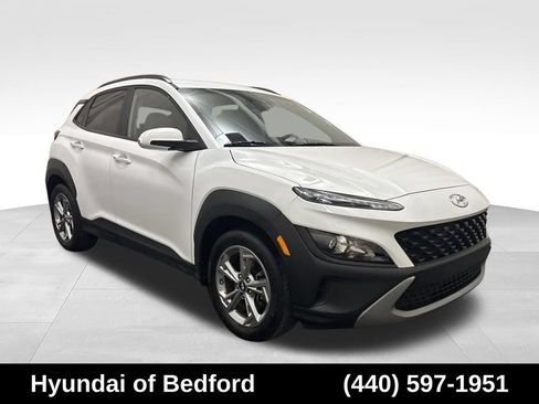 Used 2023 Hyundai Kona SEL AWD/4WD image 3