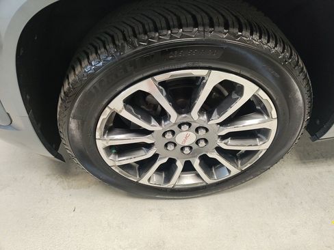 Used 2020 GMC Acadia Denali w/ LPO, Floor Liner Package image 20