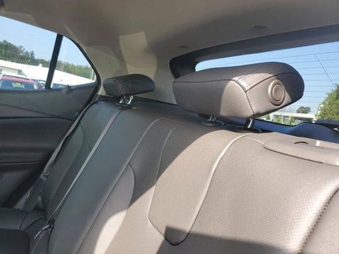 New 2026 Buick Encore GX Sport Touring image 9