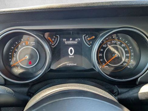 Used 2018 Jeep Wrangler Unlimited Sport S image 10