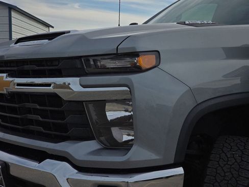 Used 2024 Chevrolet Silverado 3500 LT w/ Texas Edition image 28