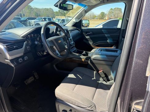 Used 2016 Chevrolet Tahoe LS image 9