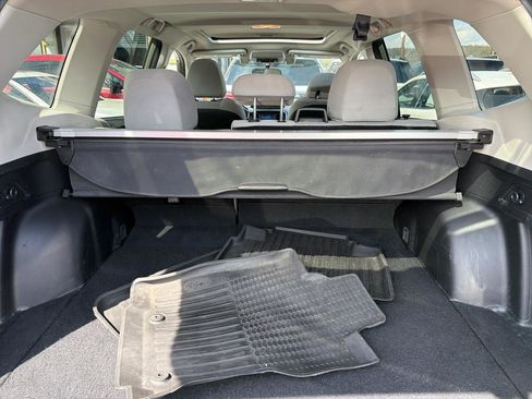 Used 2019 Subaru Forester Premium w/ All-Weather Package AWD/4WD image 11