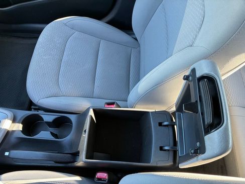 Used 2020 Hyundai Elantra SEL image 33