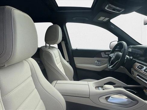 New 2026 Mercedes-Benz GLE 580 4MATIC image 25