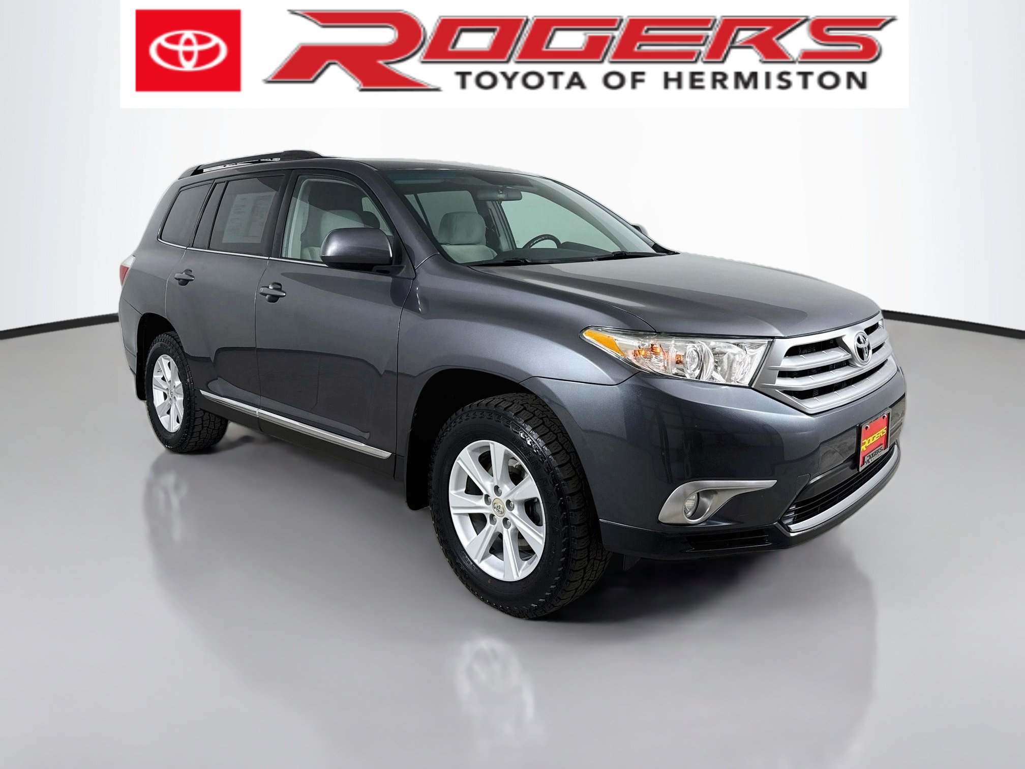 Used 2012 Toyota Highlander 4WD w/ Tech Pkg image 1
