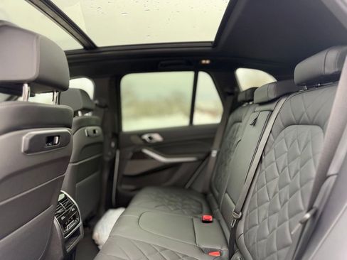 New 2026 BMW X5 xDrive40i w/ M Sport Package image 19