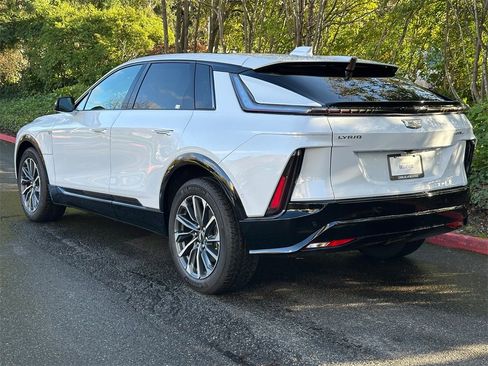 New 2026 Cadillac Lyriq Sport image 3