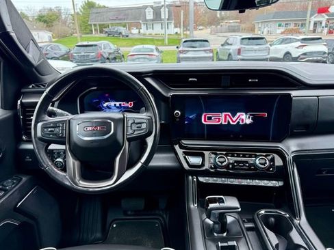 Used 2022 GMC Sierra 1500 AT4X image 25