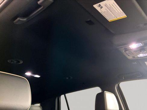 Used 2022 GMC Yukon SLT RWD image 14