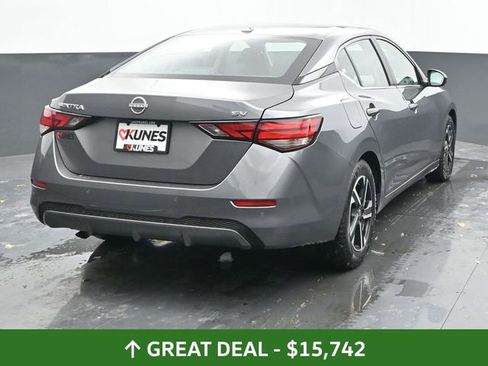 Used 2024 Nissan Sentra SV image 10