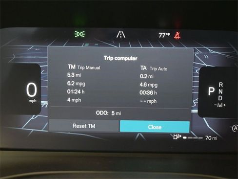 New 2026 Volvo XC40 B5 Core w/ Climate Package image 25