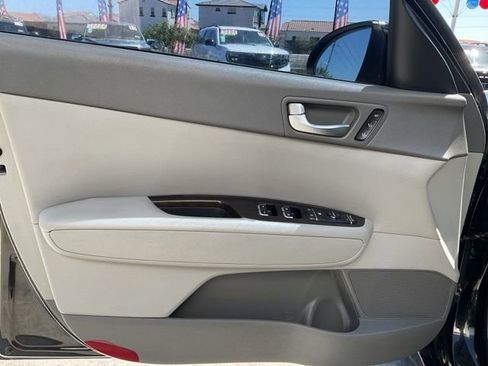 Used 2017 Kia Optima EX FWD image 13