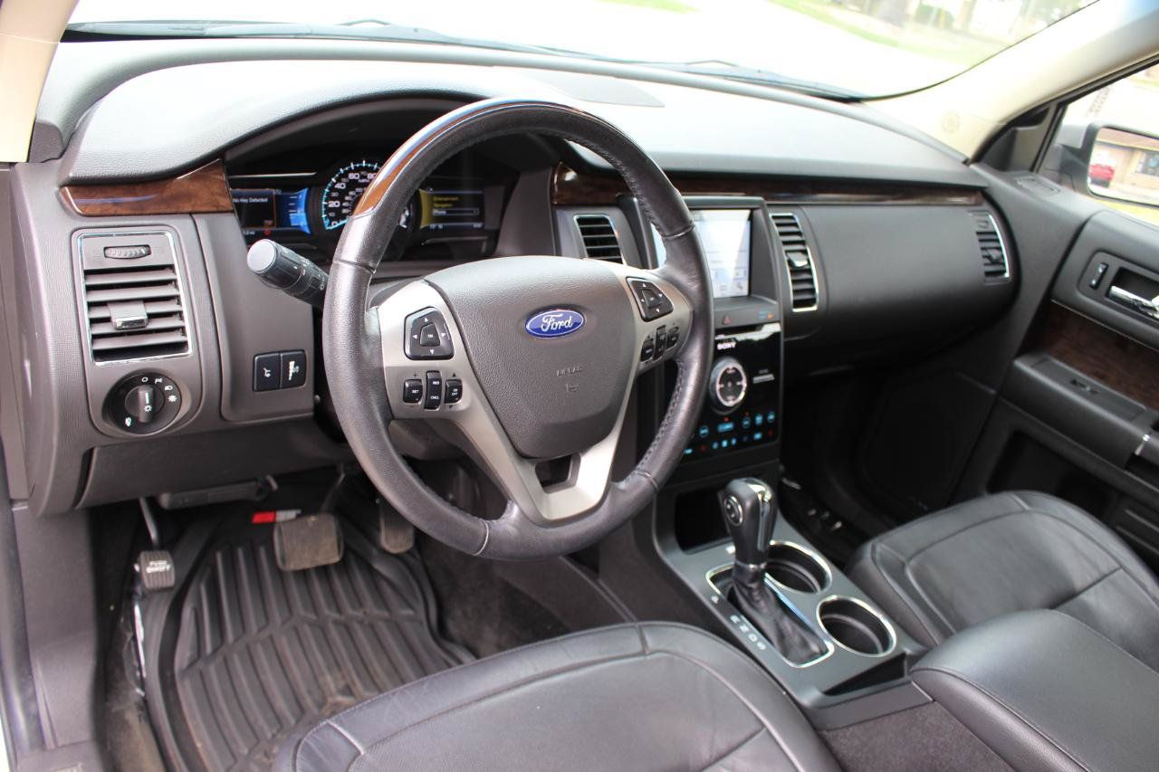 Used 2016 Ford Flex Limited AWD/4WD image 17