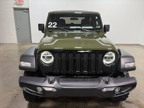 Used 2022 Jeep Wrangler Sport AWD/4WD image 35