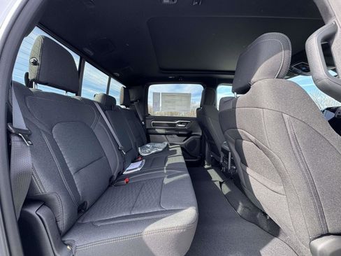 New 2026 RAM 1500 Big Horn AWD/4WD image 17