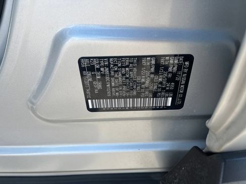 Used 2023 Nissan Rogue Platinum w/ Platinum Premium Package FWD image 32