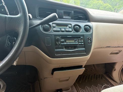 Used 2001 Honda Odyssey EX image 9
