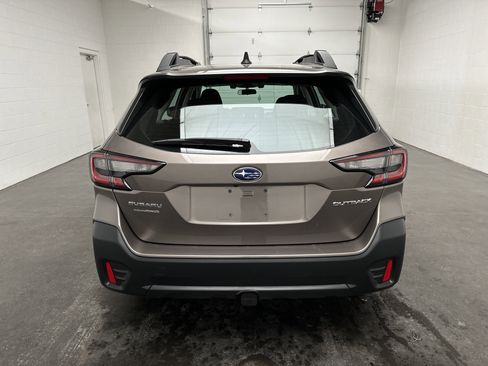 Used 2022 Subaru Outback 2.5i image 7