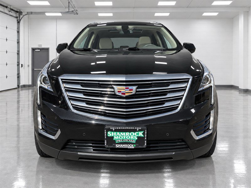 Used 2017 Cadillac XT5 Luxury w/ LPO, Wheel Lock Package AWD/4WD image 10