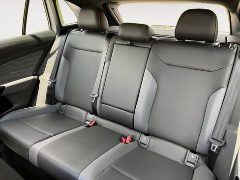 Certified 2023 Volkswagen ID.4 Pro S AWD/4WD image 13