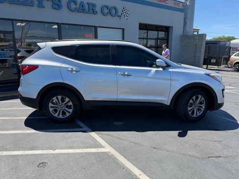 Used 2016 Hyundai Santa Fe Sport w/ Option Group 02 AWD/4WD image 8