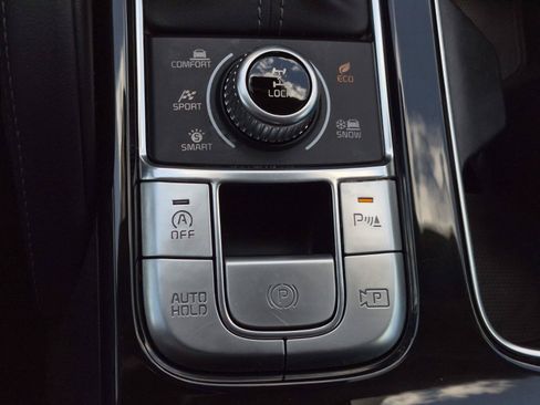 Used 2024 Kia Telluride SX Prestige AWD/4WD image 35