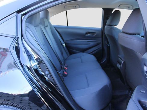 Used 2024 Toyota Corolla LE image 32