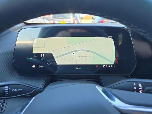 New 2026 Chevrolet Equinox LT image 30