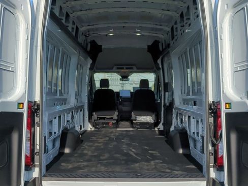 New 2026 Ford Transit 250 148 High Roof Extended image 13
