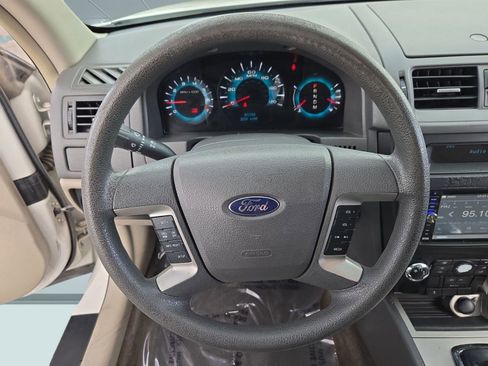 Used 2010 Ford Fusion SE image 13