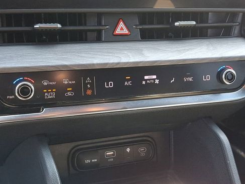 Certified 2023 Kia Sportage X-Line image 16