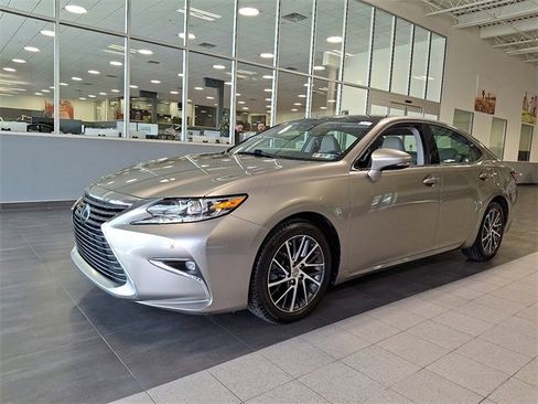 Used 2017 Lexus ES 350 350 image 3