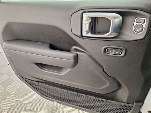 New 2026 Jeep Wrangler Sport S image 24