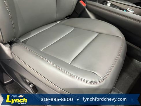 New 2026 Ford Explorer Active w/ Active Comfort Package image 8