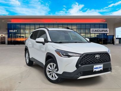 Used 2022 Toyota Corolla Cross LE w/ Moonroof Package