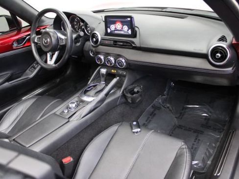 Used 2022 MAZDA MX-5 Miata Grand Touring w/ Weather Package RWD image 23